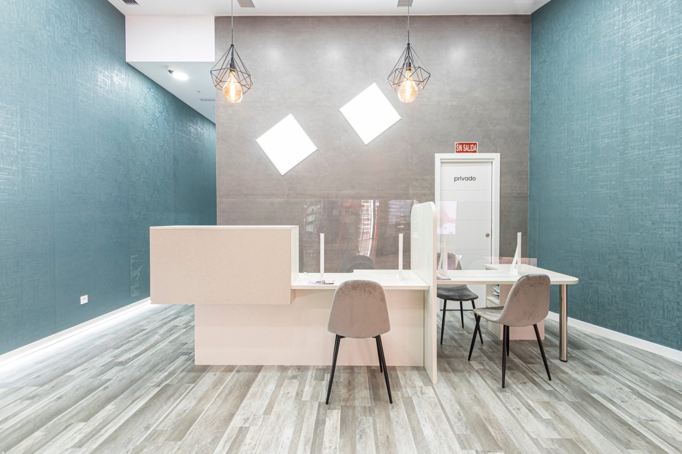 Licencia de actividad de un centro de estética en Vallecas