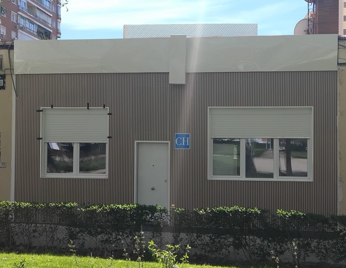 De oficina a casa de huéspedes en Barrio del Pilar